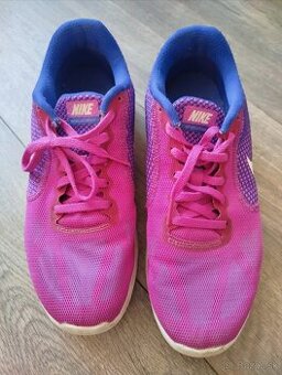 Dámske botasky Nike