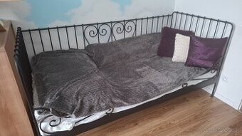 Predam Ikea postel