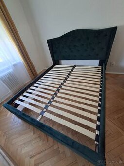 Manželská posteľ