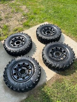 Offroad pneu T3 + disky na Suzuki Samurai