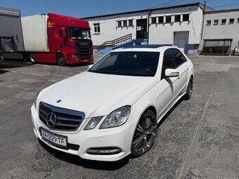 Mercedes E220 CDi 7G Tronic 2012