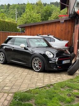 Mini Cooper JCW F56 - 215kw, Automat, OZ Racing