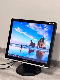 Predám monitor Samsung SyncMaster 931C – 19” (GH19PS)