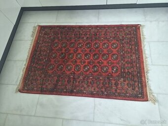 Tradičný orientálny koberec