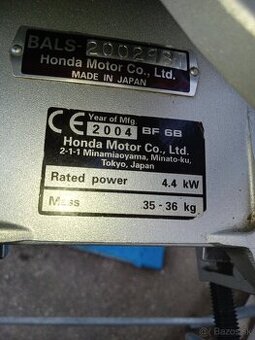 Lodný motor honda
