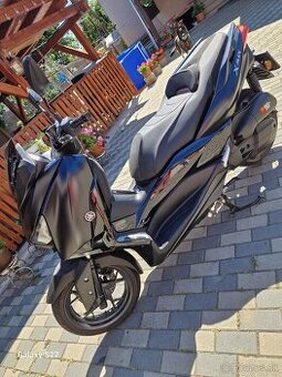 Yamaha X MAX 125