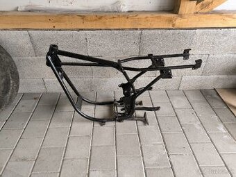 Nahradne diely jawa 638