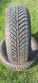195/65 r15 celoročne pneu ,Semperit