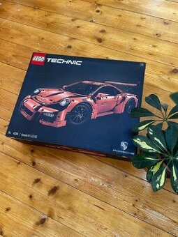 LEGO Technic porsche 42056