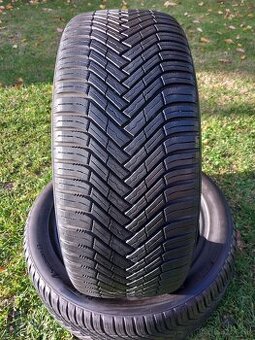 225/40 r18 celoročne pneumatiky