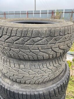 195/65 r15 zimne sebring