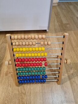 Drevené počítadlo