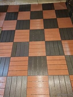 Terasová dlaždica WPC hnedá 300x300 mm