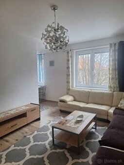 Trojizbový byt - moderne zrekonštruovaný a zariadený