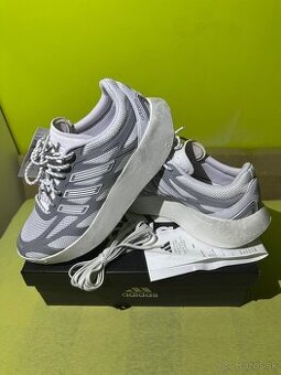 Sportove tenisky Adidas Adizero Aruku - reflexne prvky