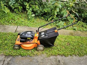 Motorová kosačka