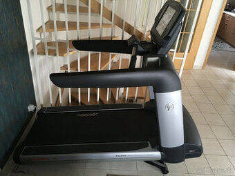 Bežecký pás Life Fitness Elevation Engage 95T