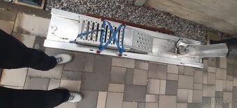 Stojan na motorku/bicykel Mercedes V trieda