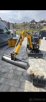 Prenajom mini bagrov