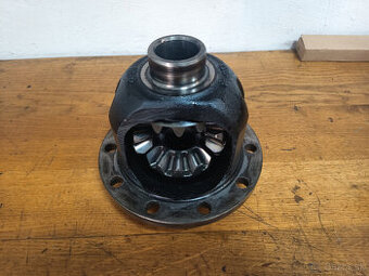 Diferenciál Toyota Hilux, Land Cruiser