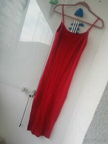 Červené midi šaty