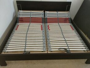 manželská posteľ 2x2 m