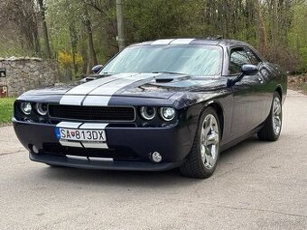 Dodge Challenger 2012 RT PLUS výbava 5.7 HEMI V8