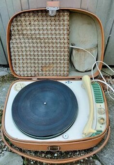 Gramofon SUPRAPHON GE 080