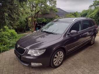ŠKODA SUPERB 2.0 TDI 103 KW DSG 4X4 ROK VÝROBY 2012