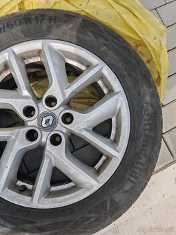 Disky 7Jx17 5x114.3mm originál Renault+Pneumatiky Continent.
