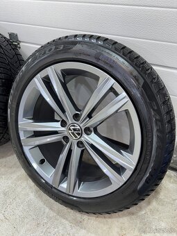 245/45 R18 DOT03/24 Pirreli + Original Disky VW Sebring