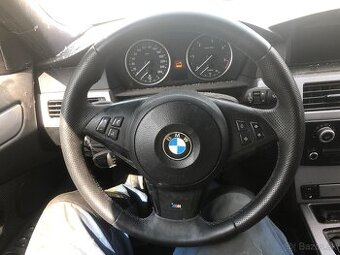 Predam M-paket volant z BMW E60
