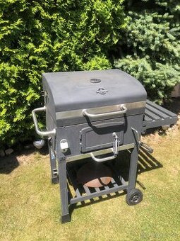 Záhradný grill na drevené uhlie JAMESTOWN