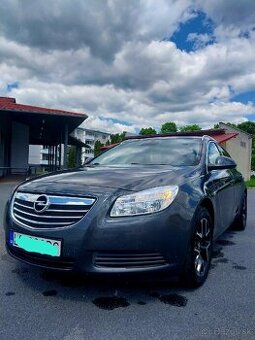 Predám Opel Insignia.