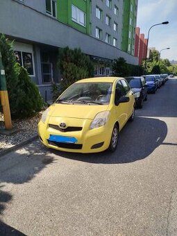 Toyota Yaris 1.33 VVT-i (2009), benzín, manuál 6-stupňová