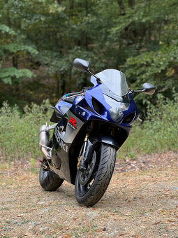 Suzuki GSX-R 750 K4 - 1
