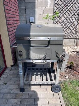 Predam par krat pouzity zahradny gril