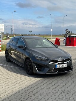 Kia Ceed 1.5 T-GDi GT Line A/T 117,5 kW