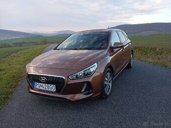 Hyundai i30 1.4i Comfort - 1