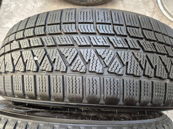 225/60 r18 zimné 2 ks KUMHO dezén 7,6 mm DOT2022