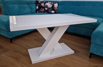 Konferenčný stolík