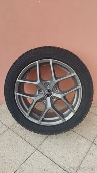 Boebet Y 7,5x17 5x114.3 ET47 + pneu