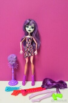 Monster High bábika create, Draculaura kúpeľňa