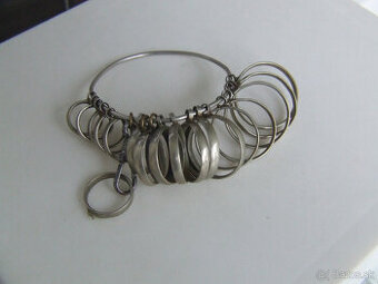 Starý merač prstov na obrúčky. Alpaka.