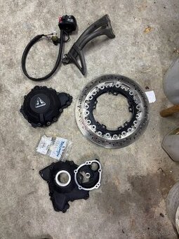 Triumph speed triple 1050