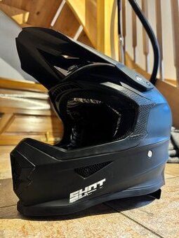 Helma SHOT - veľkosť M
