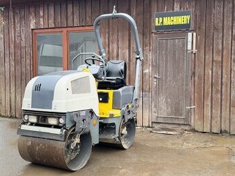 Vibrační válec Dynapac CC800