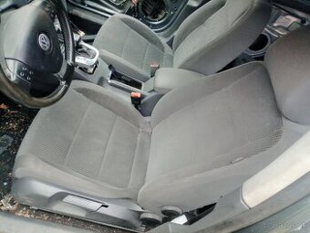 Sedačky golf 5 combi