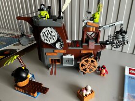 Predam LEGO® Angry Birds 75825 Piggyho pirátská loď