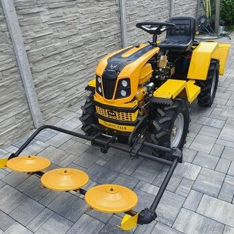 Malotraktor 4x4